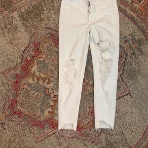 American Eagle Outfitters Distressed Cropped Jeans in White